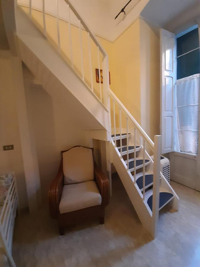 Holiday House Nel Cuore Di Bari Dış mekan fotoğraf