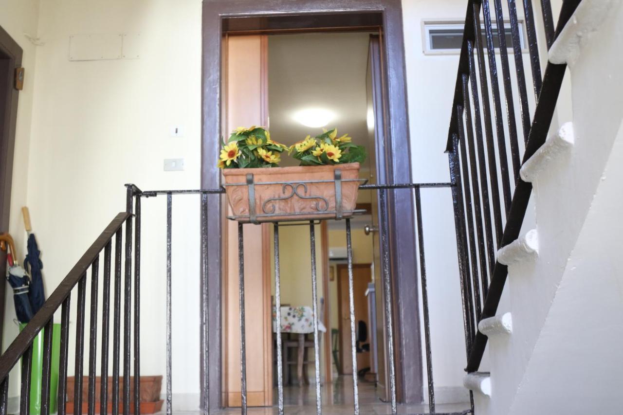Holiday House Nel Cuore Di Bari Dış mekan fotoğraf