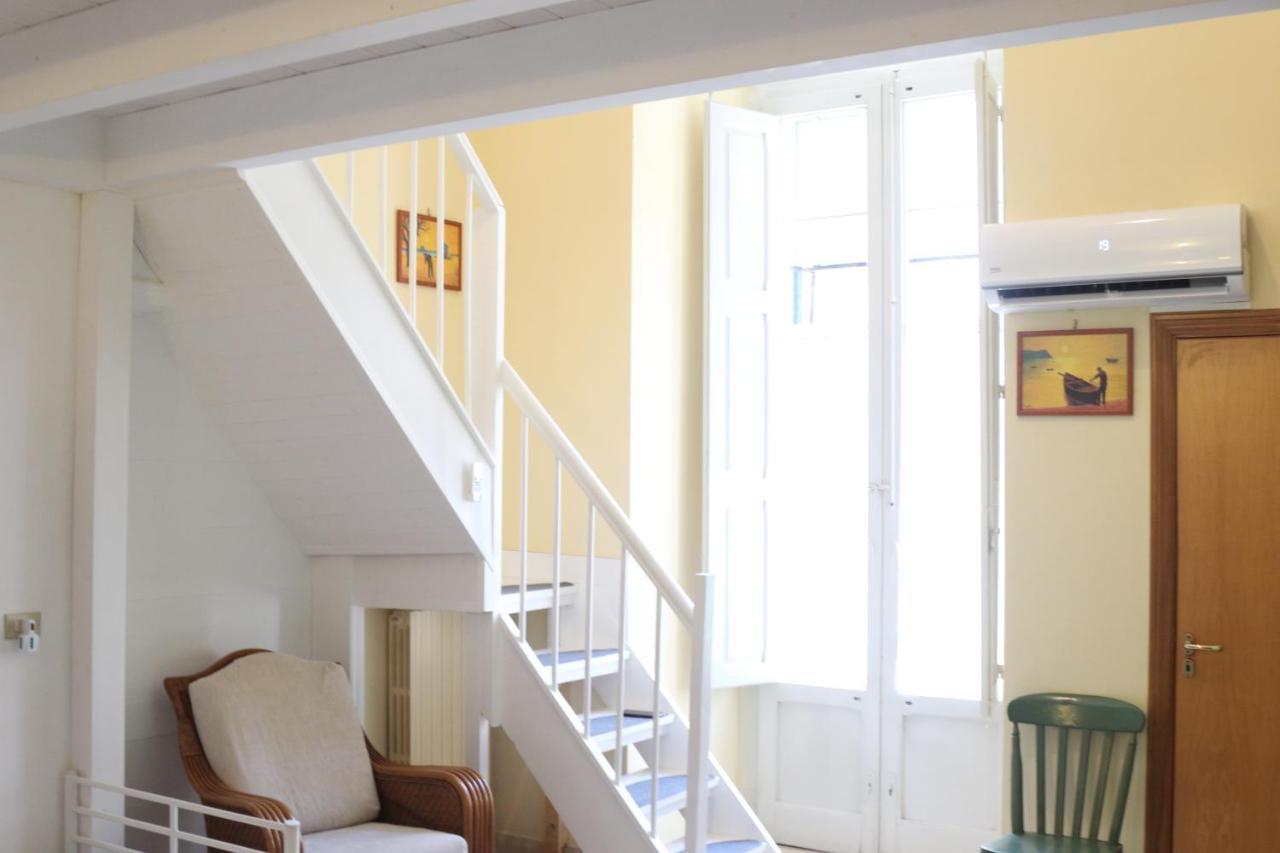Holiday House Nel Cuore Di Bari Dış mekan fotoğraf