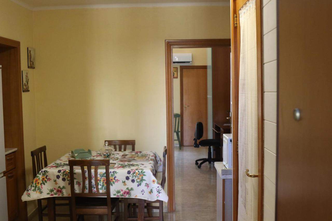 Holiday House Nel Cuore Di Bari Dış mekan fotoğraf